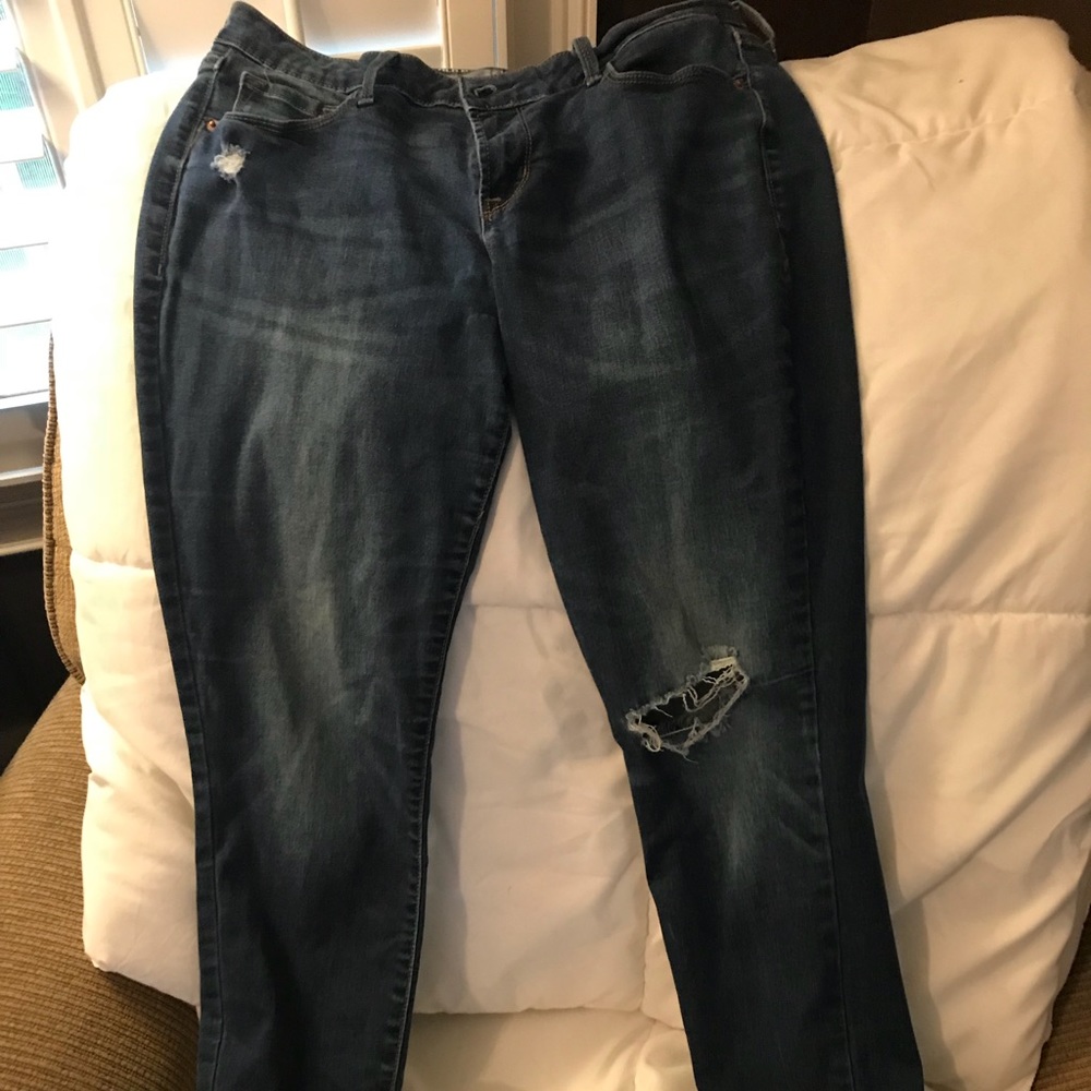 Super skinny distressed jeans